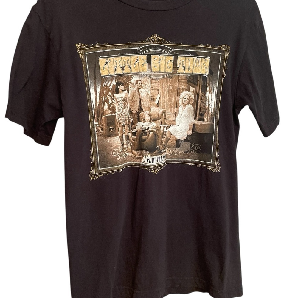 Vintage 2009 Little Big Town- Tour Black T-Shirt -Size Medium-City Names on Back